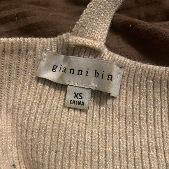 Gianni Bini Sweater Dress (Oatmeal Color) form fitting….worn once to a wedding - Picture 3 of 5